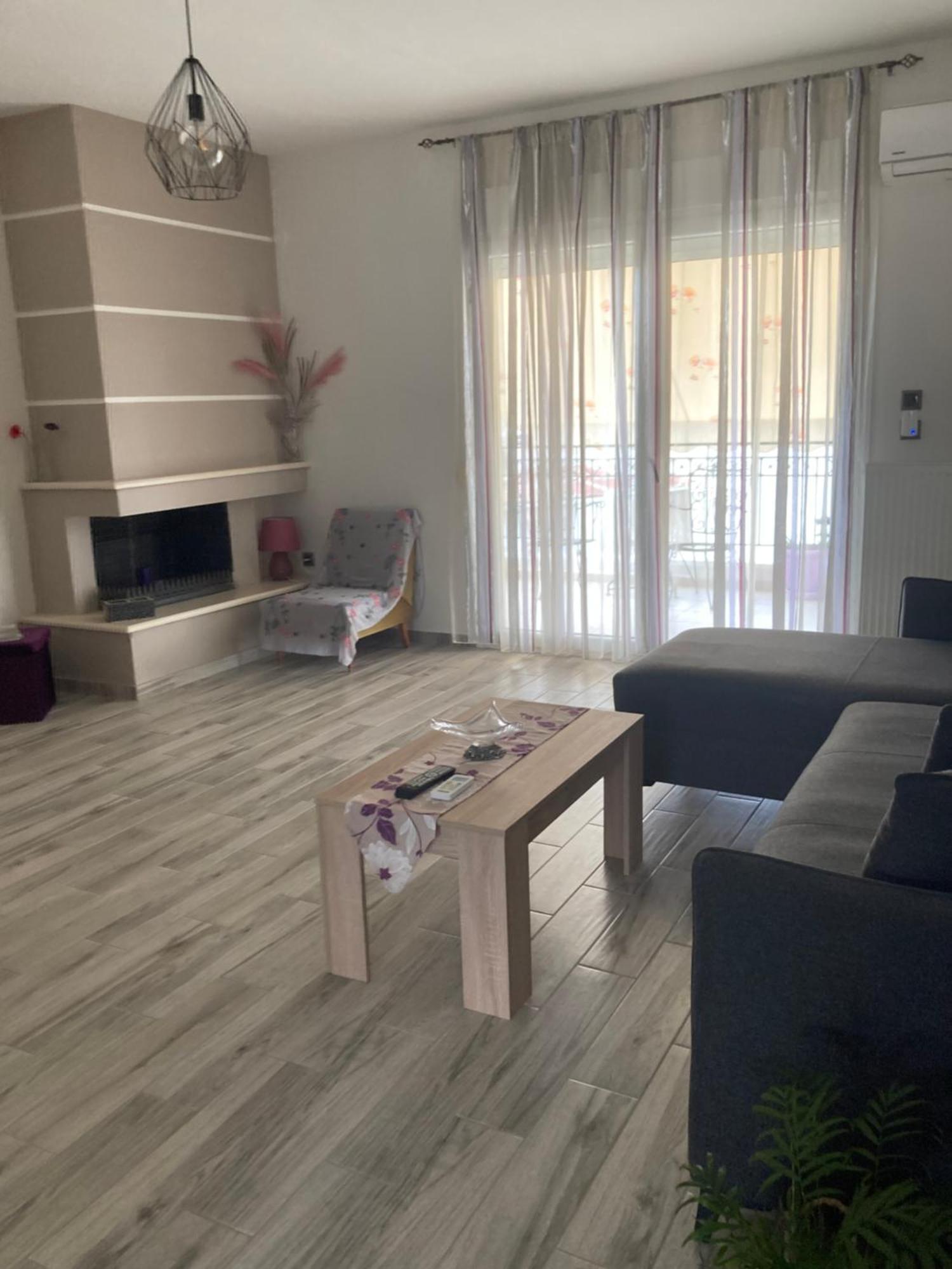 Classic And Chic Volos Ngoại thất bức ảnh